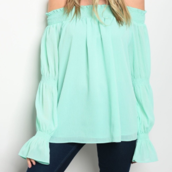 Tops - LAST 1: Mint Off the shoulder lightweight Top
